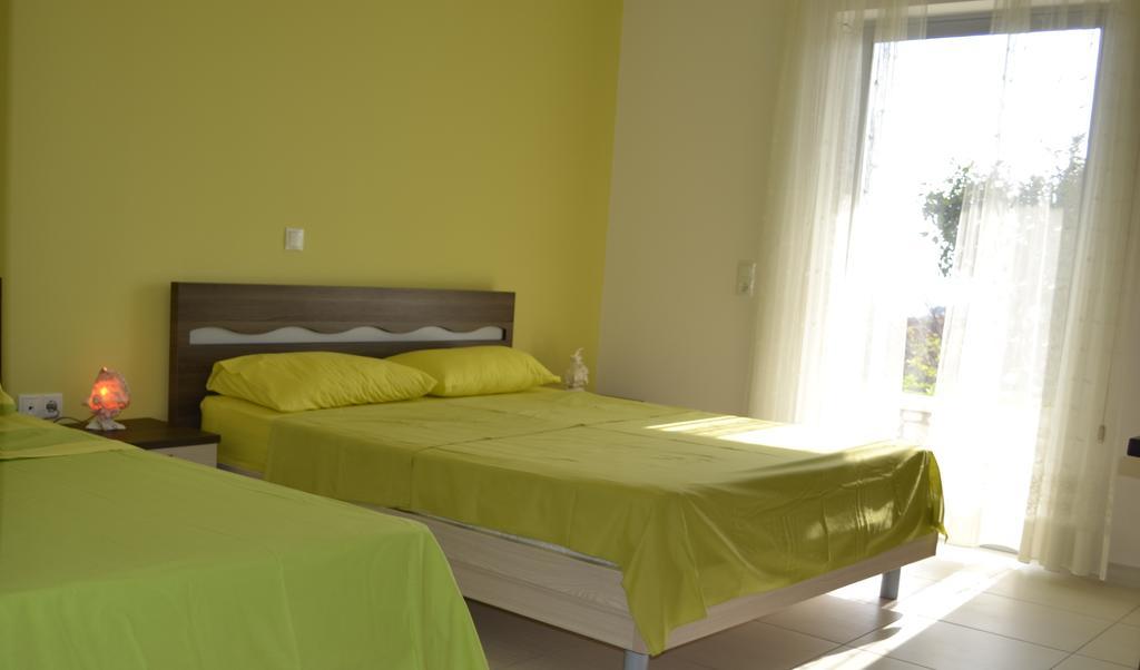 Riviera Rooms Himarë Oda fotoğraf