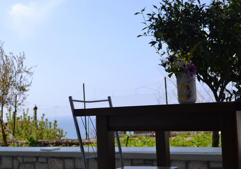Riviera Rooms Himarë Oda fotoğraf