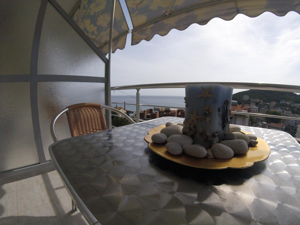Riviera Rooms Himarë Dış mekan fotoğraf