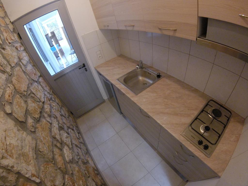 Riviera Rooms Himarë Dış mekan fotoğraf