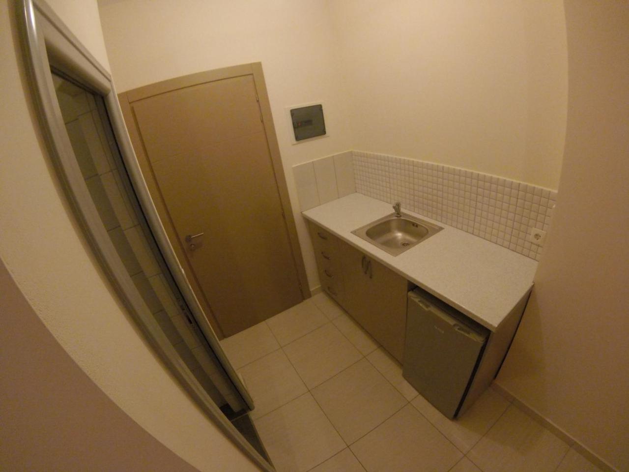Riviera Rooms Himarë Dış mekan fotoğraf