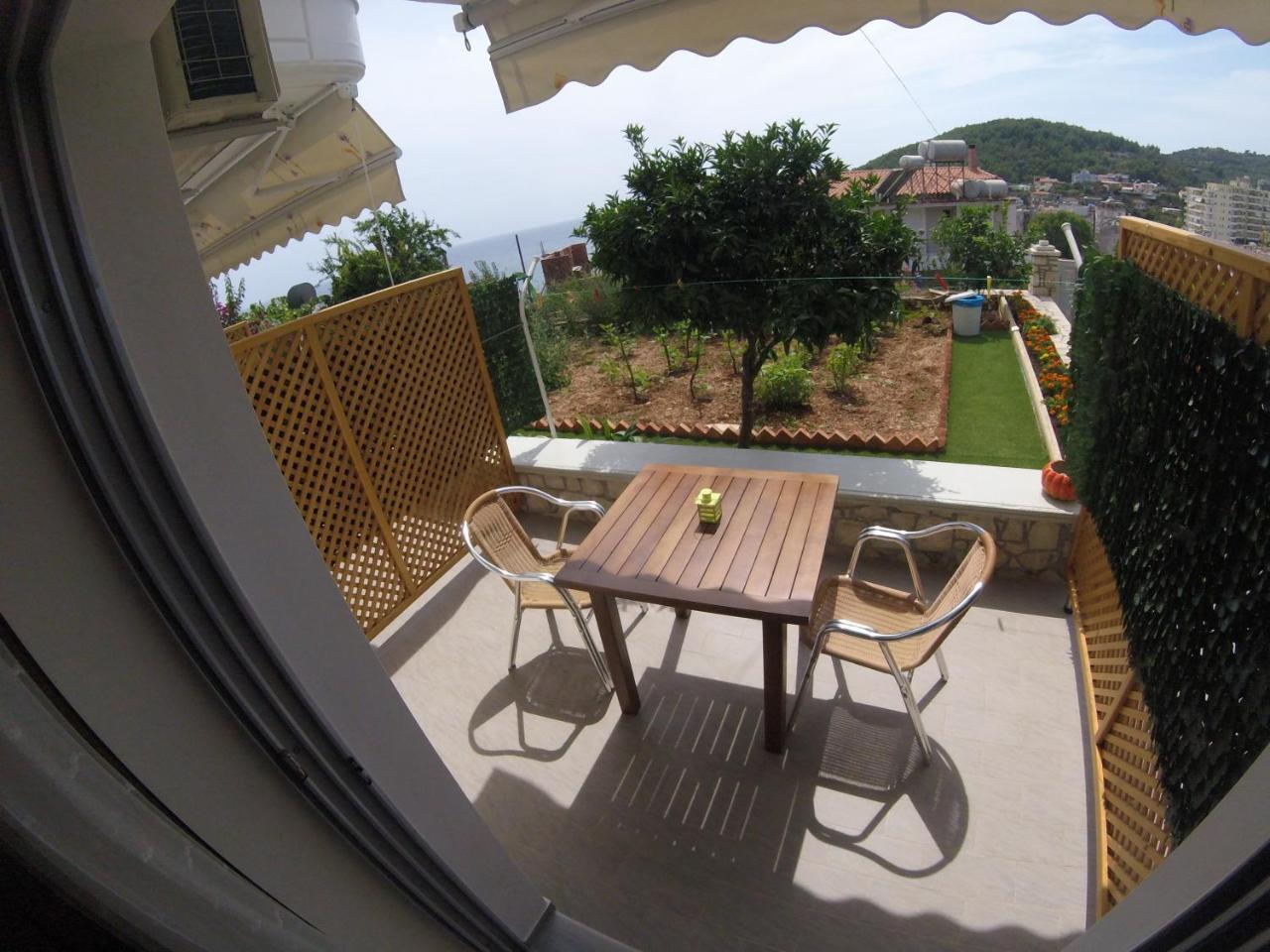Riviera Rooms Himarë Dış mekan fotoğraf
