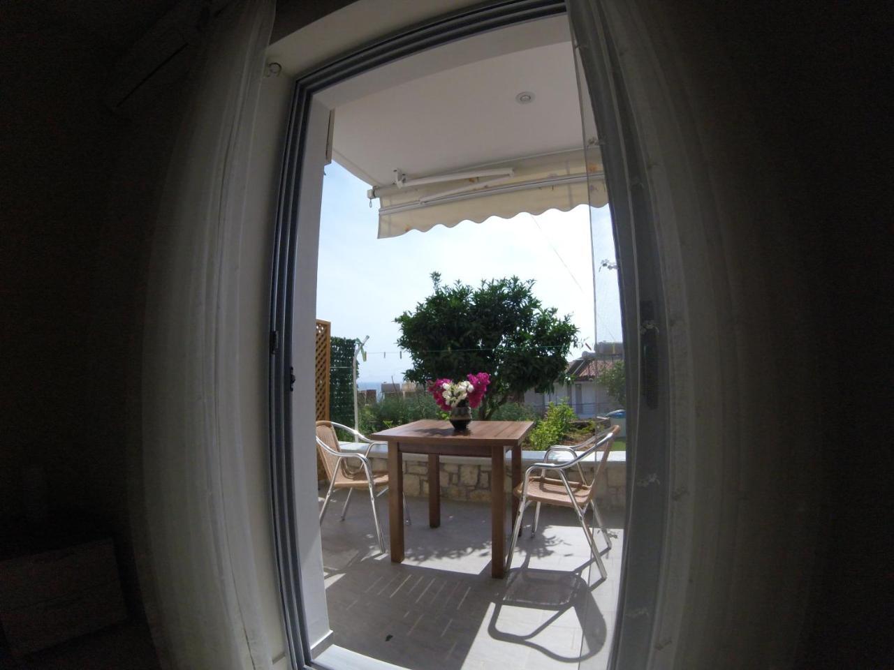 Riviera Rooms Himarë Dış mekan fotoğraf